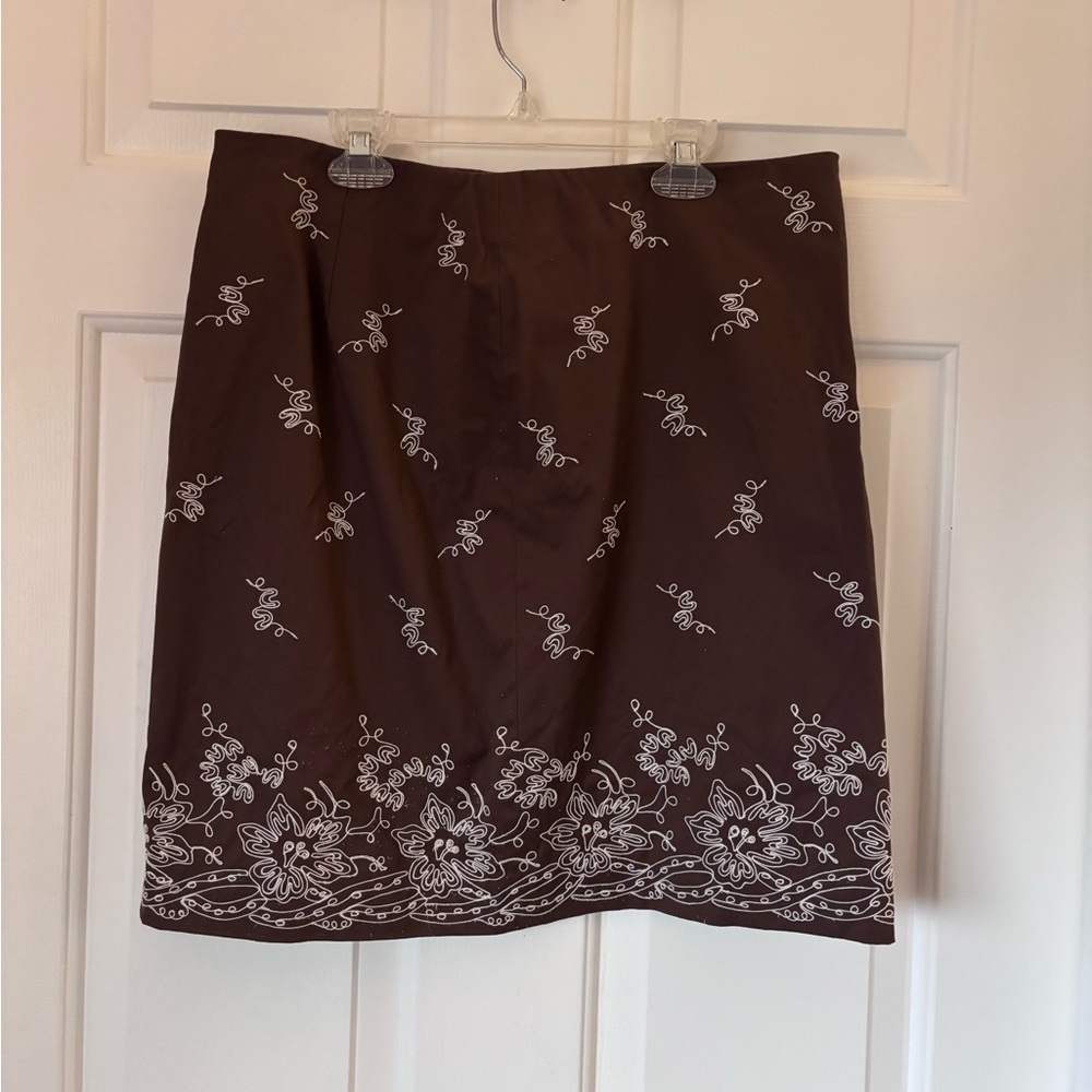 Jones New York Signature Embroidered Skirt